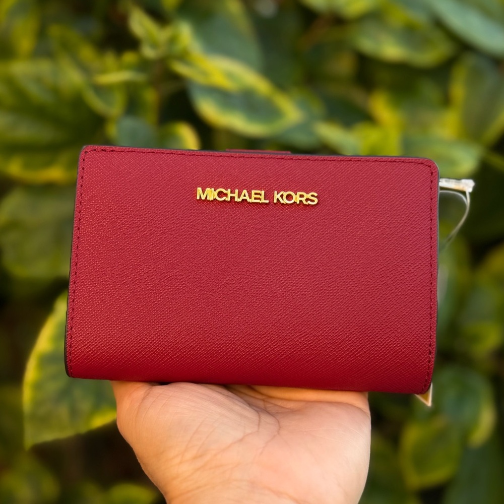 Michael Kors Jet Set Travel Cherry Leather Wallet